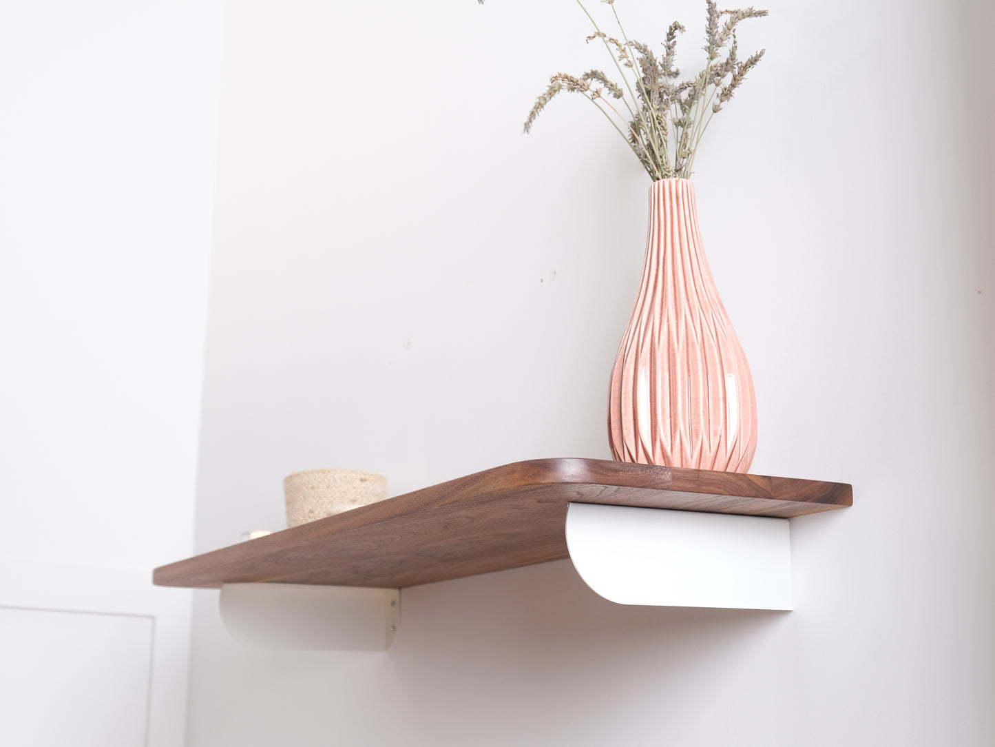 
                  
                    Sierra wall shelf brackets
                  
                