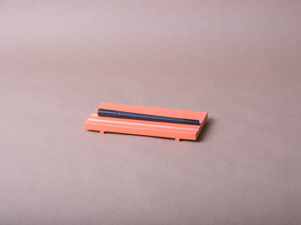 
                  
                    Pencil holder
                  
                