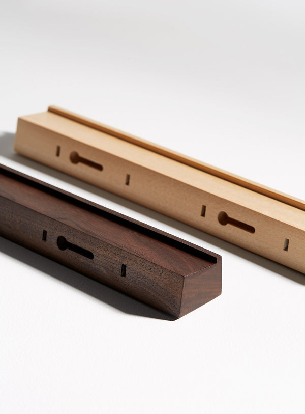 
                  
                    Mail and key holder - Us & Coutumes
                  
                